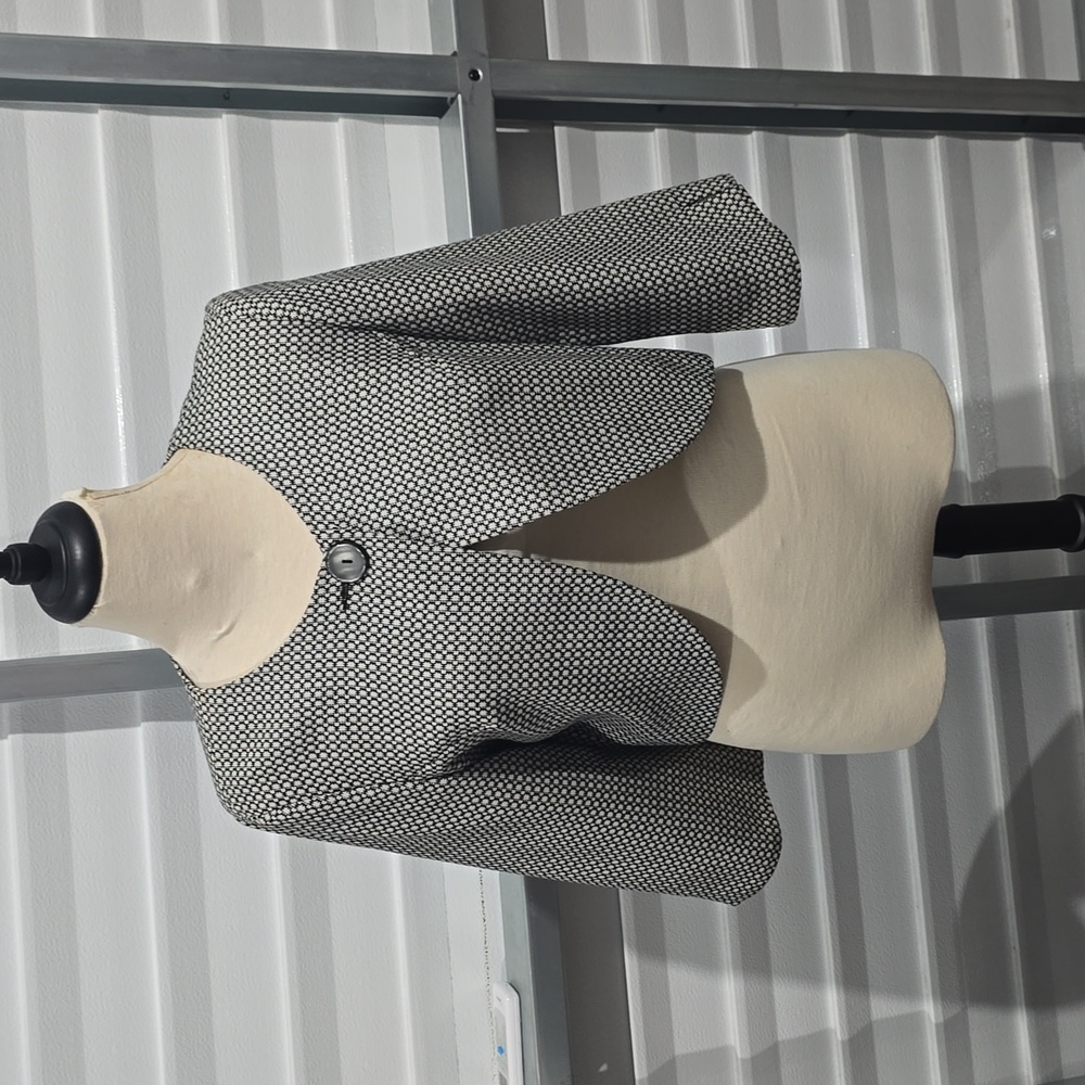 Worthington Cropped Sryle Blazer Suit Jacket Size 12